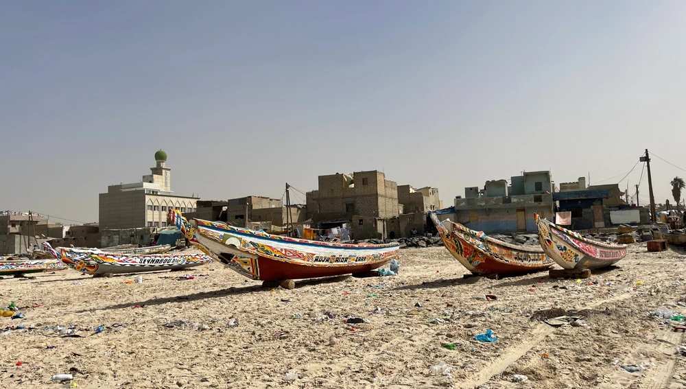 Descubre cómo la pesca ilegal está cambiando la vida de miles de senegaleses y forzándolos a emigrar a Europa